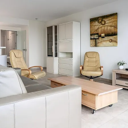 Apartment Grand E4 Oostduinkerke