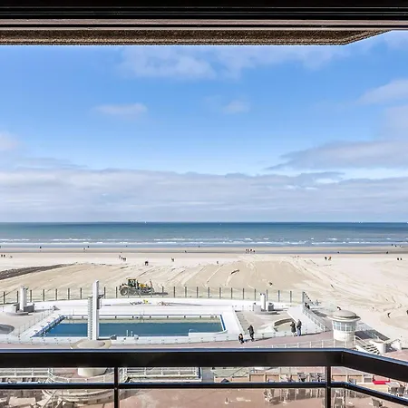 Apartment Grand E4 Oostduinkerke