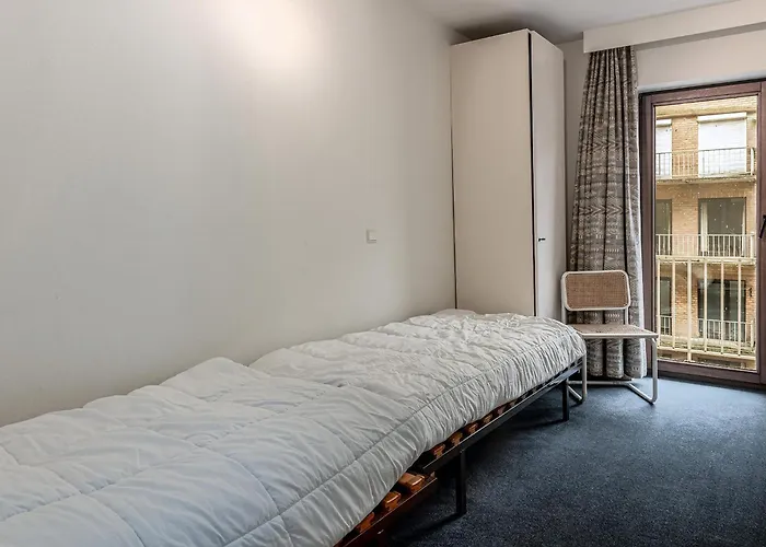 Grand E4 Apartamento *